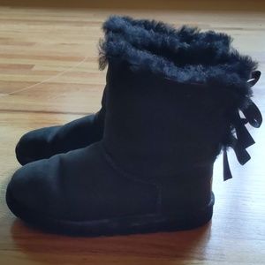 Bailey Bow Uggs